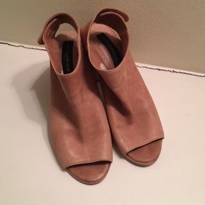 Steven by Steve Madden Tan made in Italy Shoes